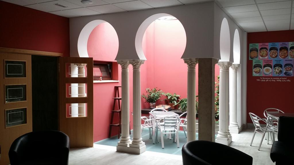 Hostal Boutique El Patio Lepe Bagian luar foto
