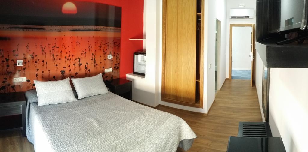 Hostal Boutique El Patio Lepe Bagian luar foto